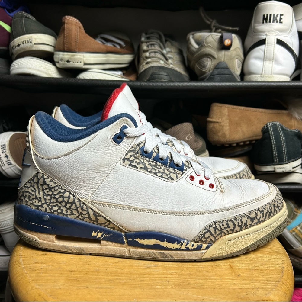 Jordan 3 true blue white red